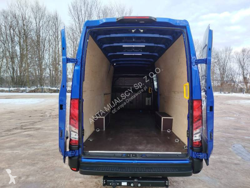 Samochód dostawczy Iveco