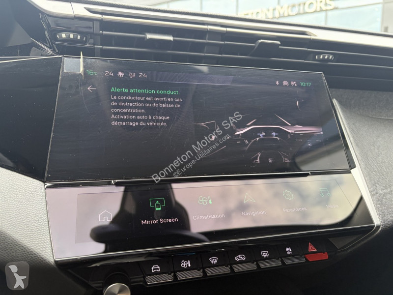 عربة نفعية Peugeot 308 (3) PureTech 130 S&S ALLURE