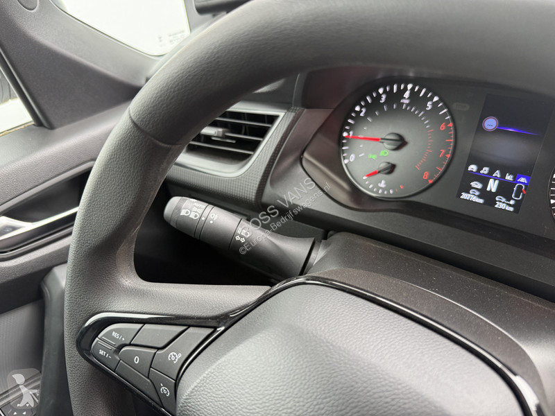 Samochód dostawczy Renault Grand Comfort TCe...