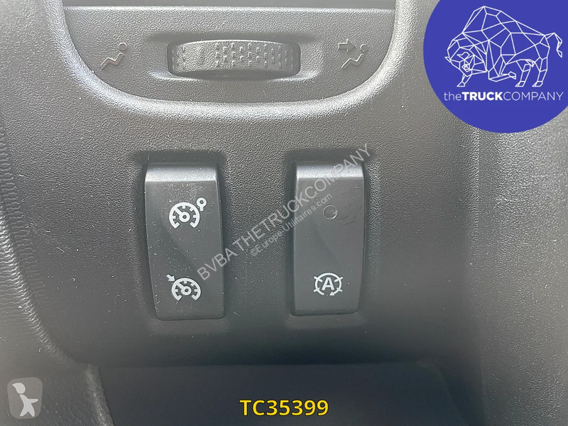 عربة نفعية Renault 145.32 frigo