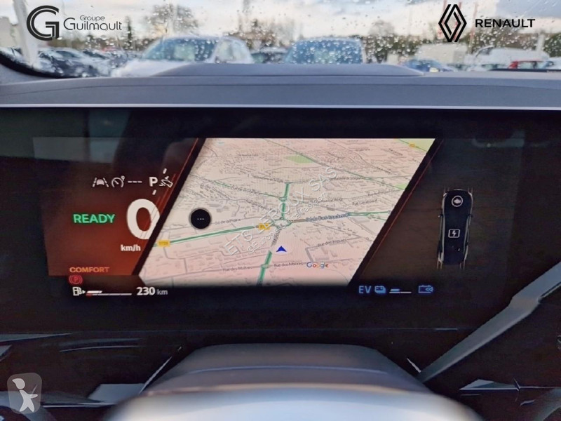 Samochód dostawczy Renault RAFALE