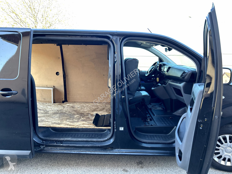 Véhicule utilitaire Toyota Proace Médium 1.5...