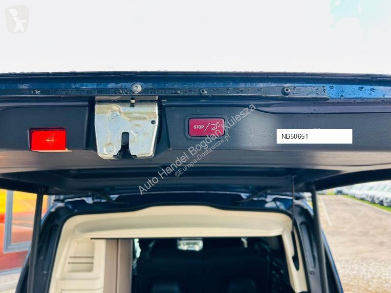 Samochód dostawczy Mercedes V300