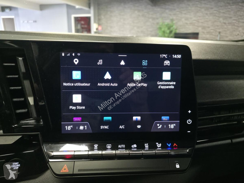 Samochód dostawczy Renault AUSTRAL 1.2 Mild...