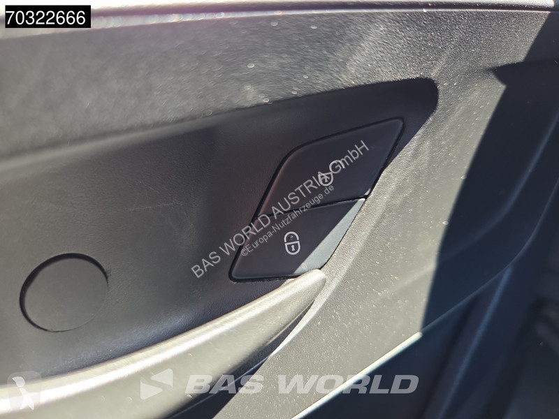 عربة نفعية Mercedes 215 CDI Automatik 150PS...