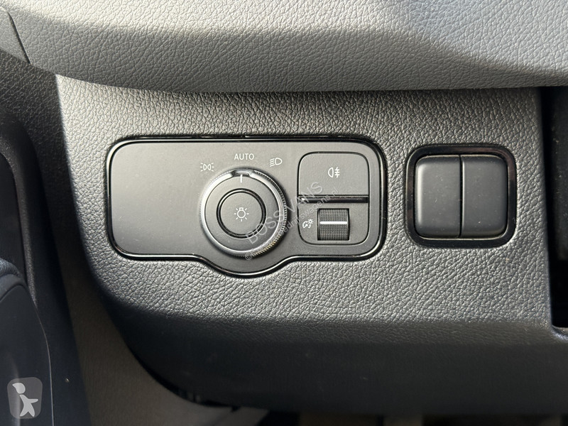 Furgoneta Mercedes 315 1.9 CDI Pakketbus L3H2...
