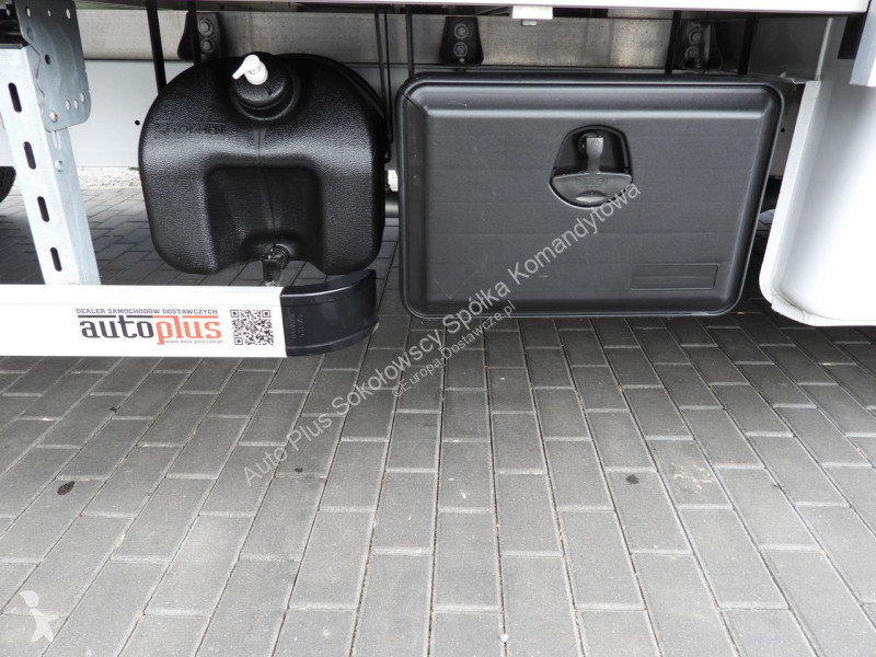 Коммерческий автомобиль Renault  MASTER