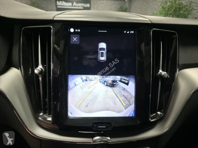Samochód dostawczy Volvo XC60 B4 Micro-Hybride...