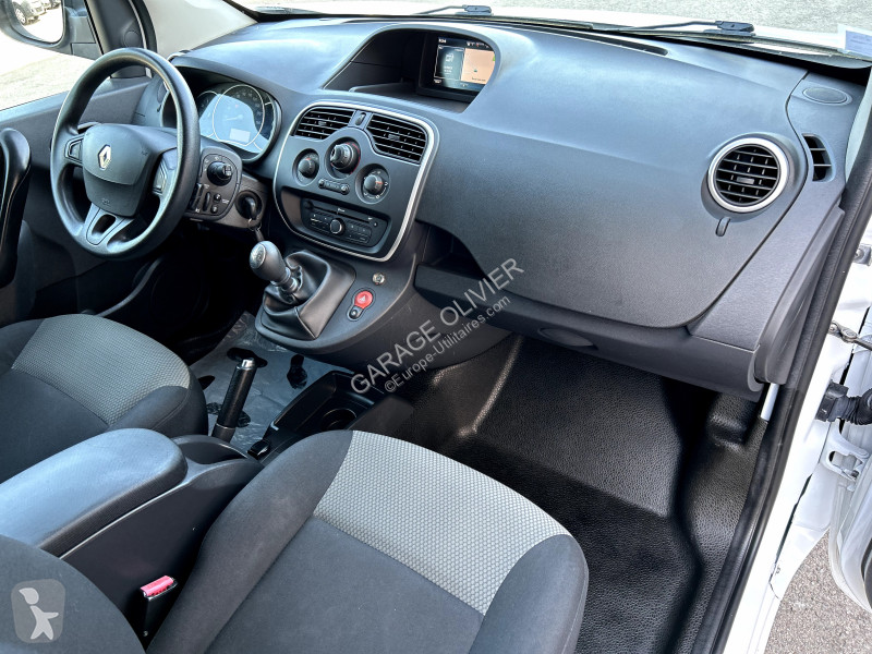 Véhicule utilitaire Renault 1.5 Blue dci 95...