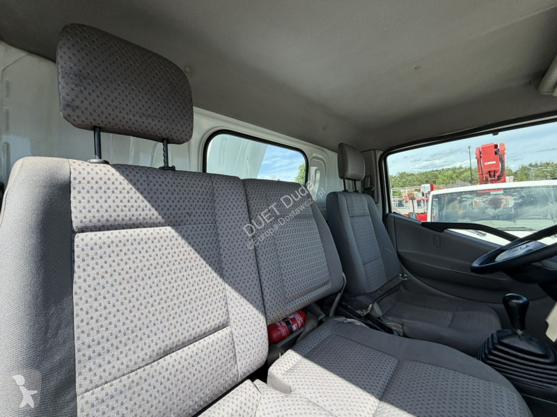 Nissan  Transporter
