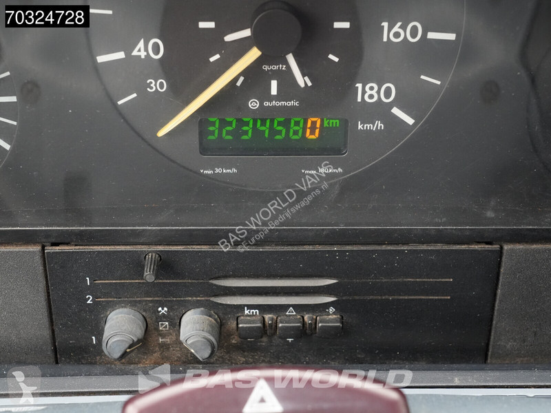Furgoneta Mercedes 412 D Dubbellucht...
