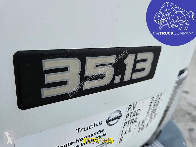 عربة نفعية Nissan 120cv dc benne
