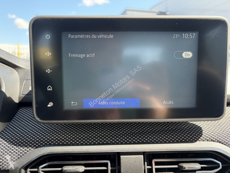 Samochód dostawczy Dacia (3) Expression TCe 90 CVT