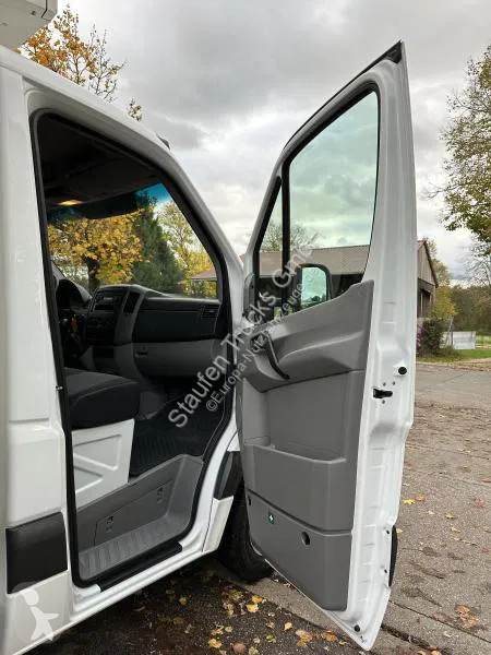 Furgoneta Mercedes 516 luftgefedert *Tiefkühl...