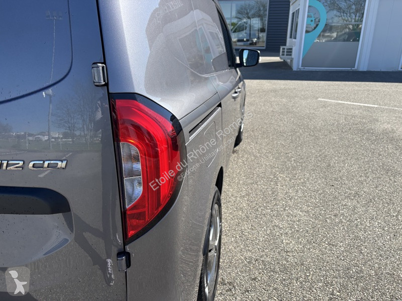 Veicolo commerciale Mercedes 112 CDI Fourgon...