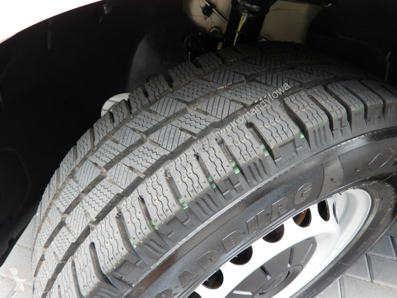 Samochód dostawczy Volkswagen  CRAFTER
