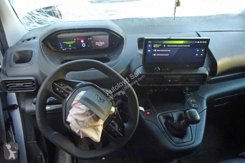 Véhicule utilitaire Peugeot PARTNER 1,5 HDI 100