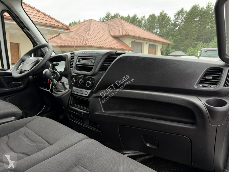 Samochód dostawczy Iveco 35C15