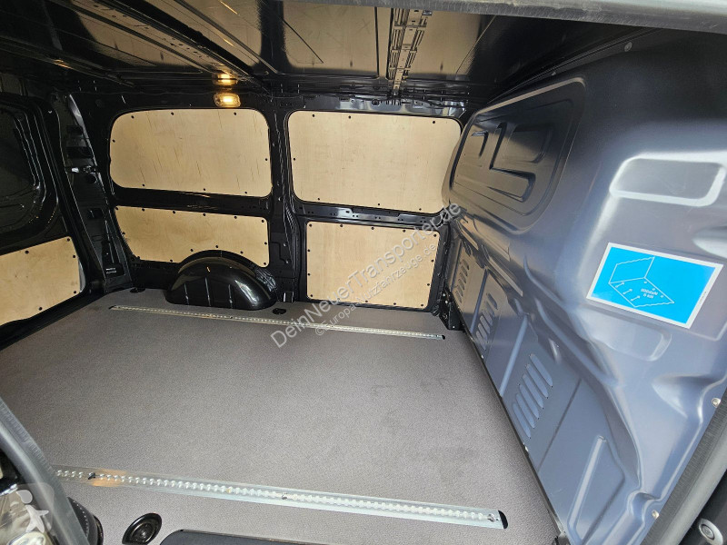 عربة نفعية Mercedes Vito  PRO LANG 9°°°KM|LED...
