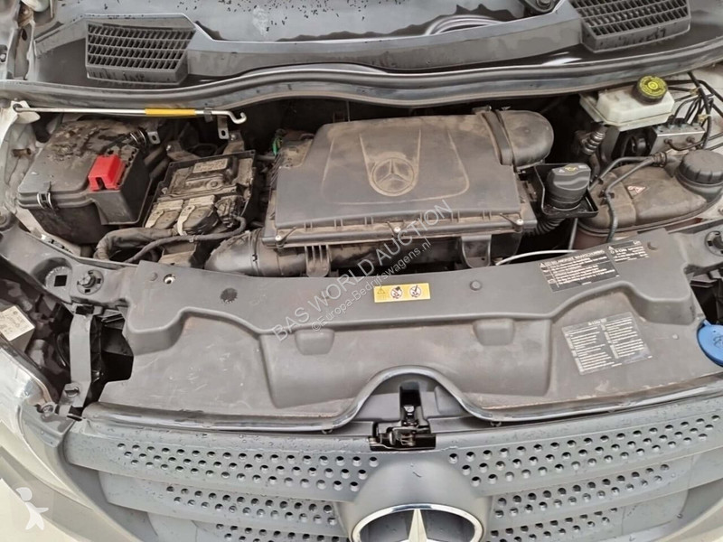 Лекотоварен автомобил Mercedes 110 CDI Lang DC...