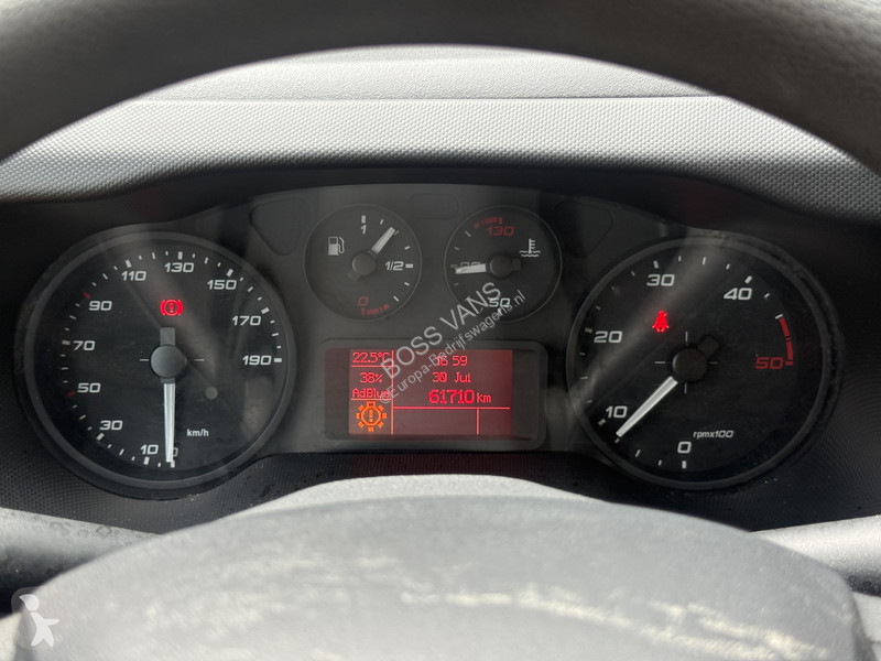 Samochód dostawczy Iveco 35C16 3.0 Dubbele...