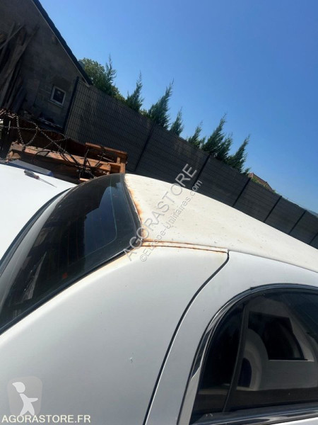 Véhicule utilitaire Lincoln Town car