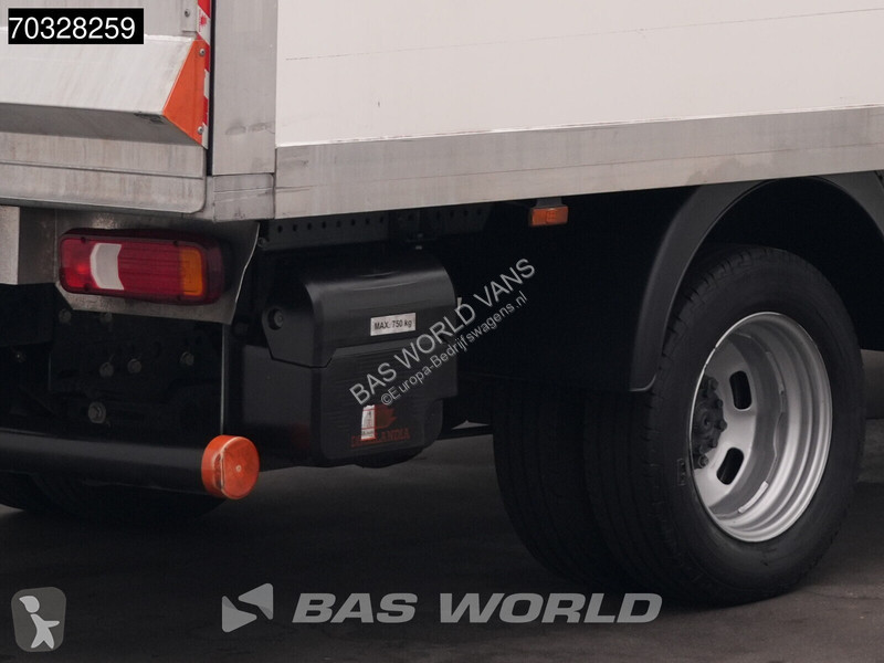 Лекотоварен автомобил Iveco 35C16 3.0L Laadklep...