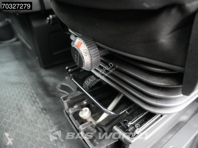 Furgoneta Iveco 35S16 Laadklep 160PK Bakwagen...