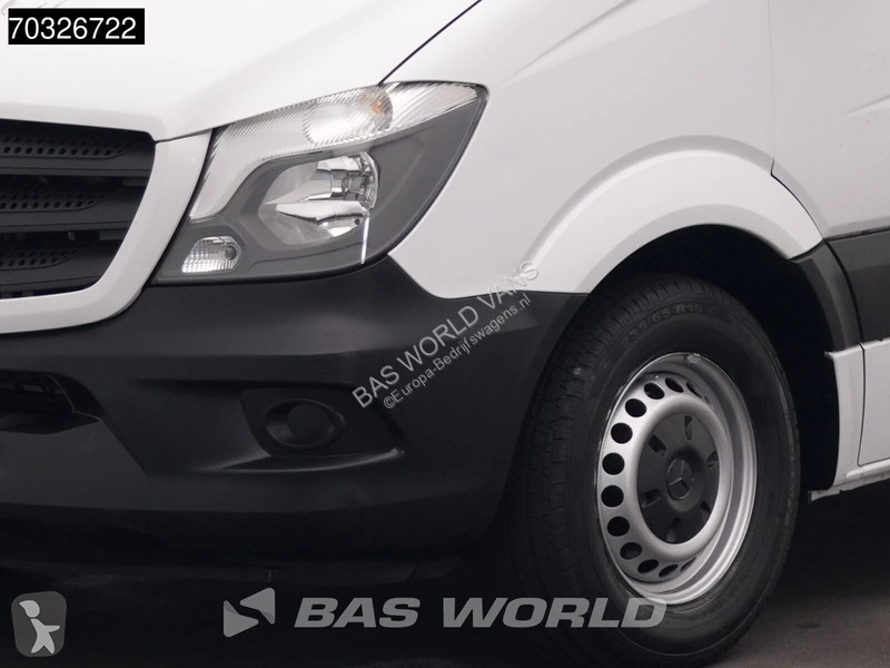 Véhicule utilitaire Mercedes 313 CDI...