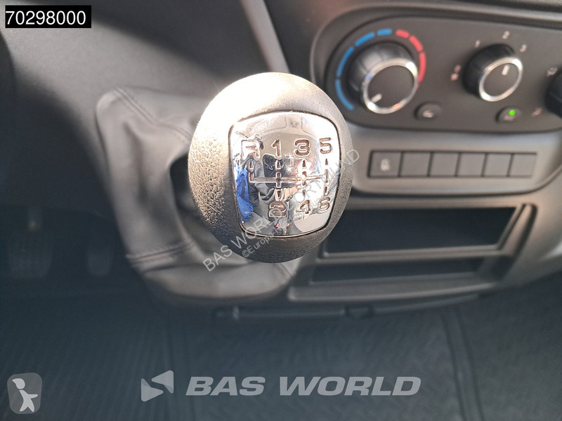 Véhicule utilitaire Iveco 35S14 L2H2 3,5t...