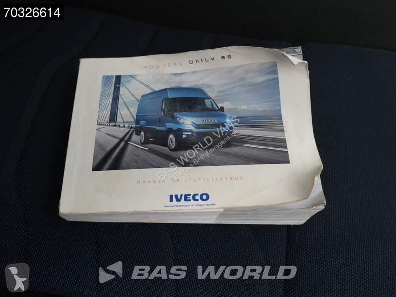 عربة نفعية Iveco 35C18 3.0L Kipper met Kist...
