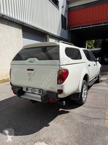 Furgoneta Mitsubishi