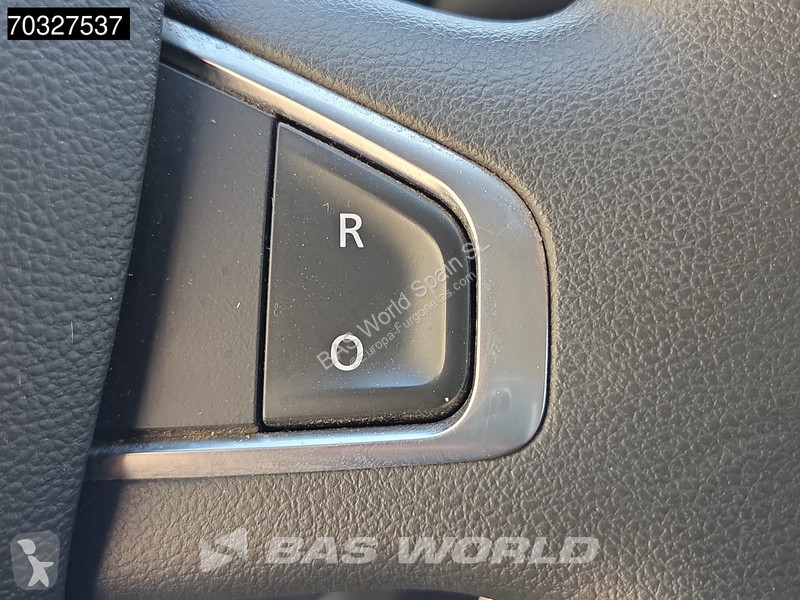Renault Furgón Caja Cerrada – LED - Navegación...
