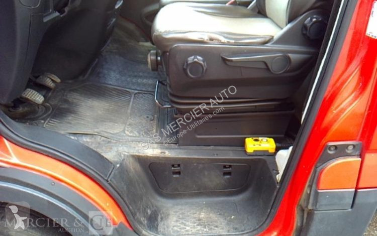 عربة نفعية Iveco