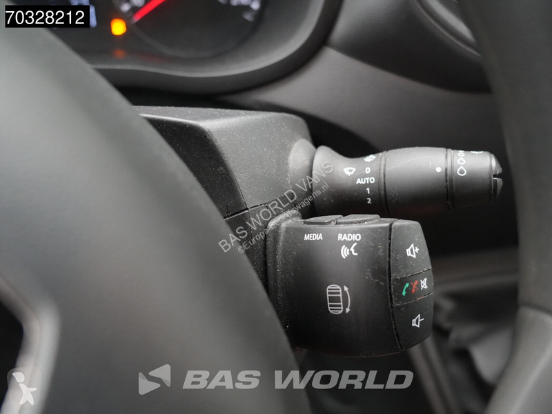 Furgoneta Renault L1H2 LED Navi Airco Cruise...