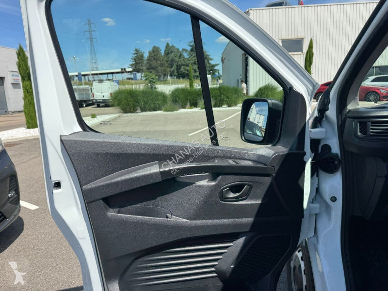 Véhicule utilitaire Renault 2.0 BLUE DCI 150...