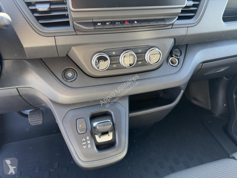 Лекотоварен автомобил Renault