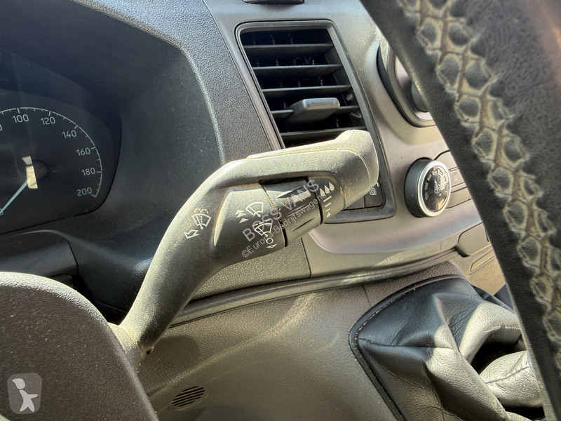 Véhicule utilitaire Ford 2.0 TDCI 130PK L3H2...