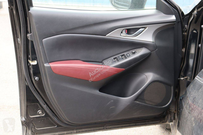 Samochód dostawczy Mazda  CX3