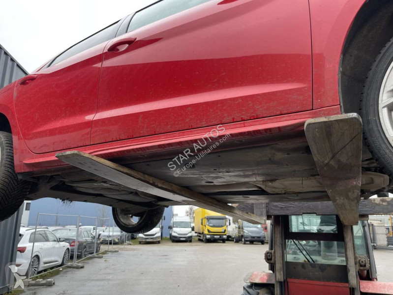 عربة نفعية Audi