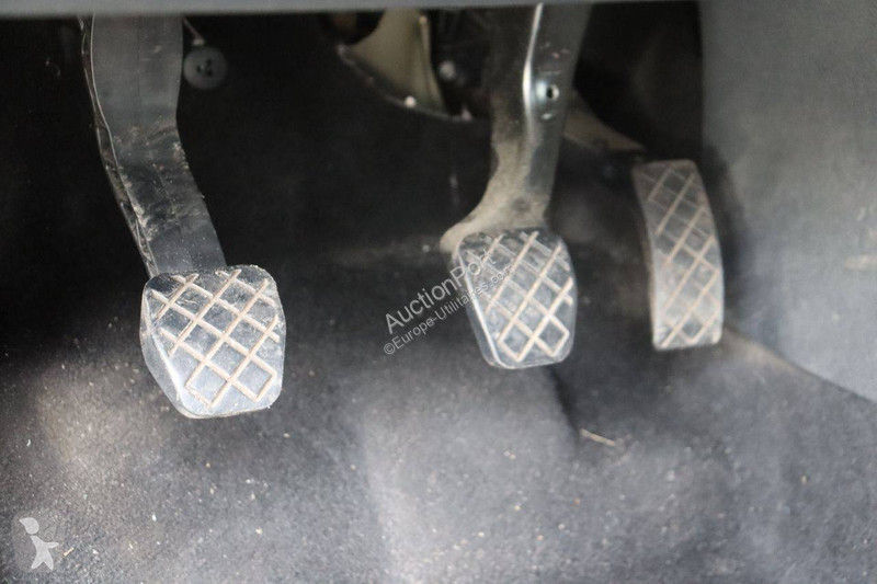 Volkswagen  Transporter
