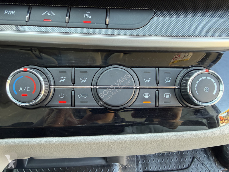 Samochód dostawczy Maxus 72 kWh 204PK L2H2...