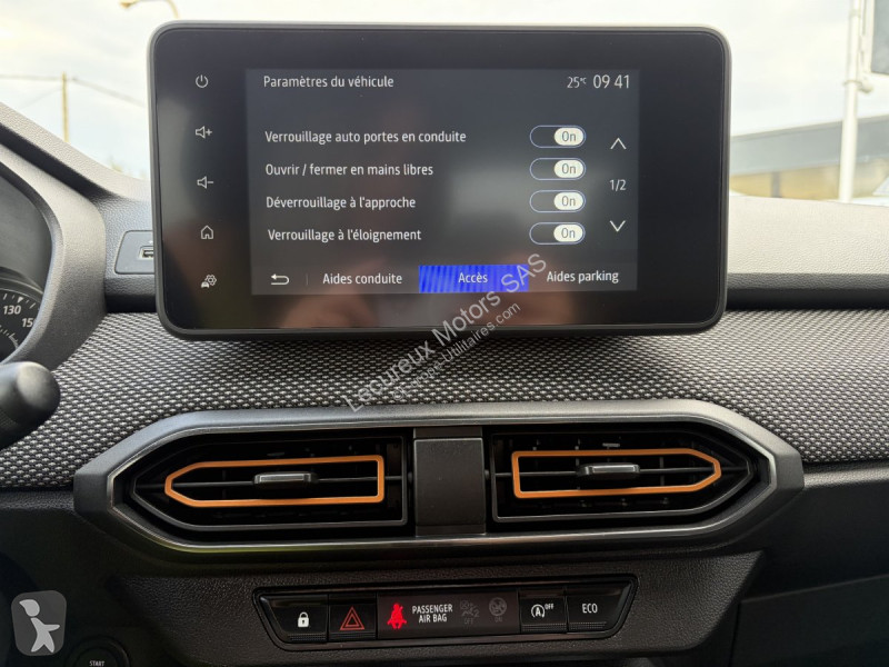 عربة نفعية Dacia (3) Stepway Confort TCe 90