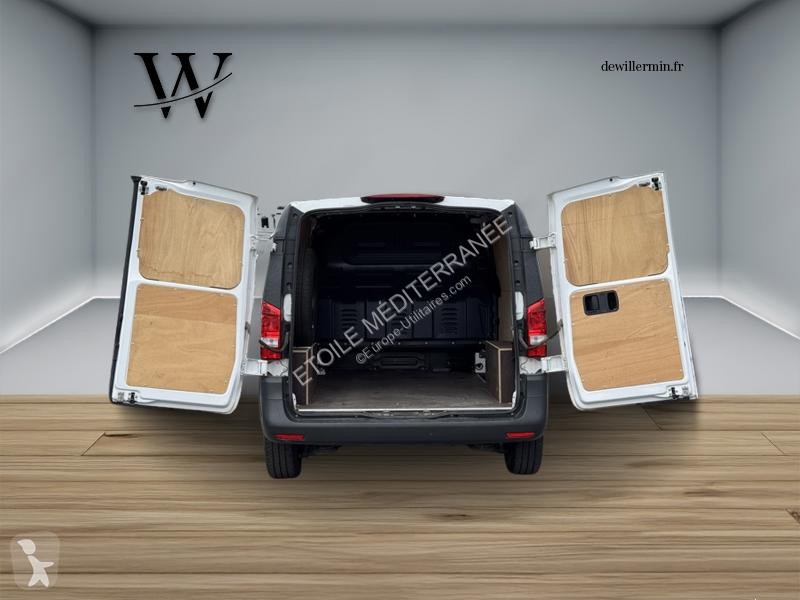 Véhicule utilitaire Mercedes Vito  Fourgon...