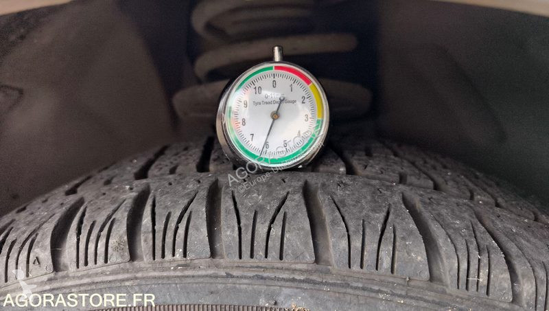 Véhicule utilitaire Opel ZAFIRA