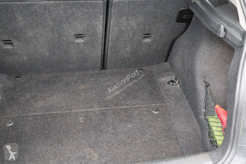 Véhicule utilitaire BMW Sportshatch 116d 1 Serie