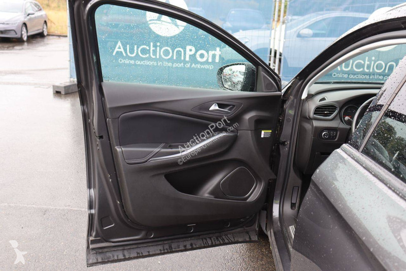 Véhicule utilitaire Opel
