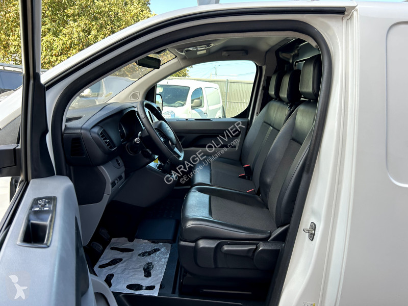 Véhicule utilitaire Citroën M Bluehdi 120...