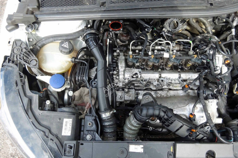 Véhicule utilitaire Peugeot STE 1,5 HDI 100