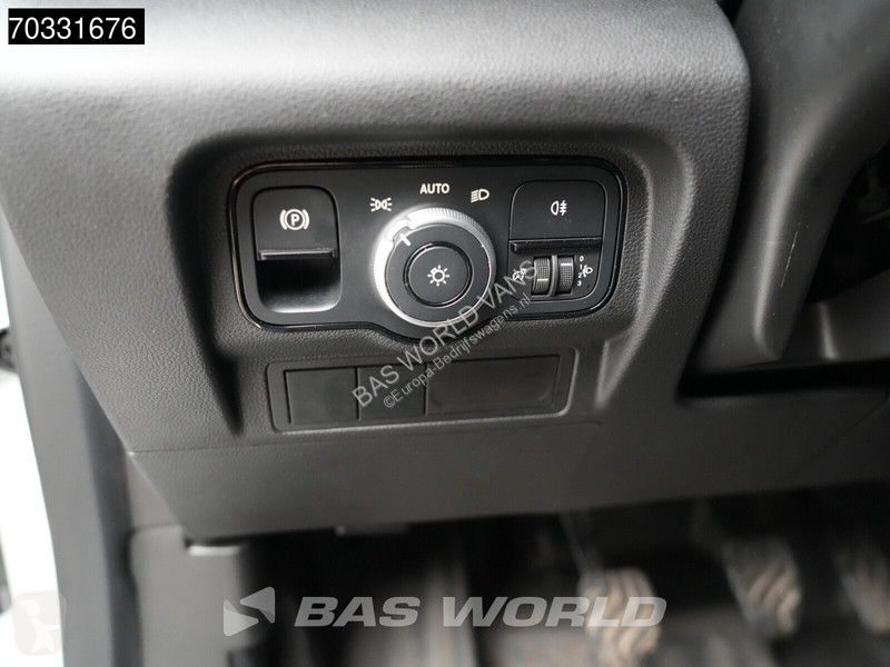 Véhicule utilitaire Mercedes L2H1 LED Klima...